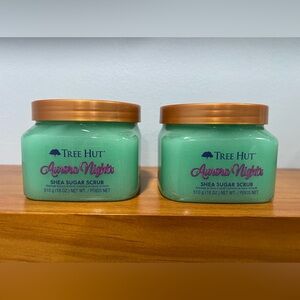 TREE HUT NEW Aurora Nights Lot Of 2 Shea Sugar Scrub 18oz Each BRAND NEW